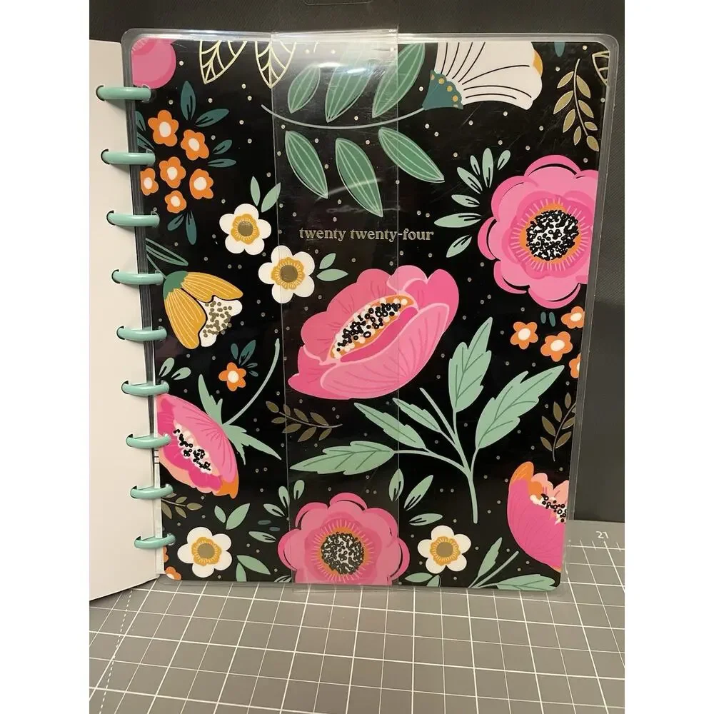 Happy Planner Classic Tiny Florals Lined Vertical Layout 12 Mo 9 Disc Size